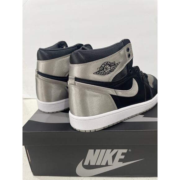 Air Jordan 1 Retro High OG Satin FD4810-010 New Black/Grey/White New - Picture 12 of 12